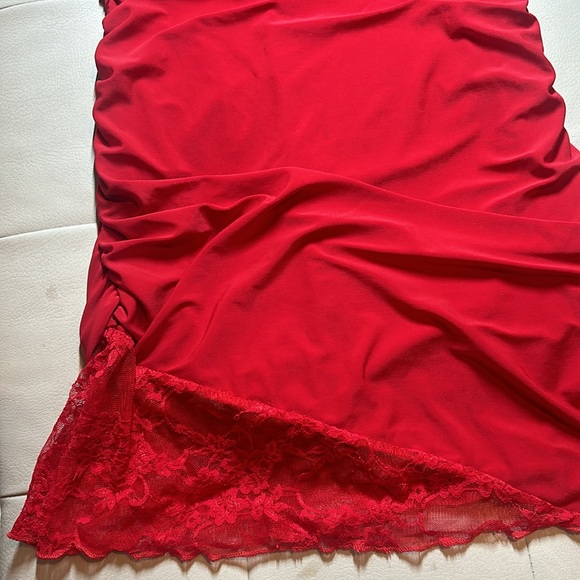 Red strapless, mini dress. Great condition size medium. - Picture 2 of 7